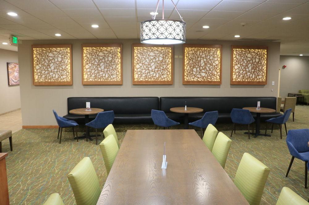 Wyndham Garden Yosemite Airport Hotel 3*