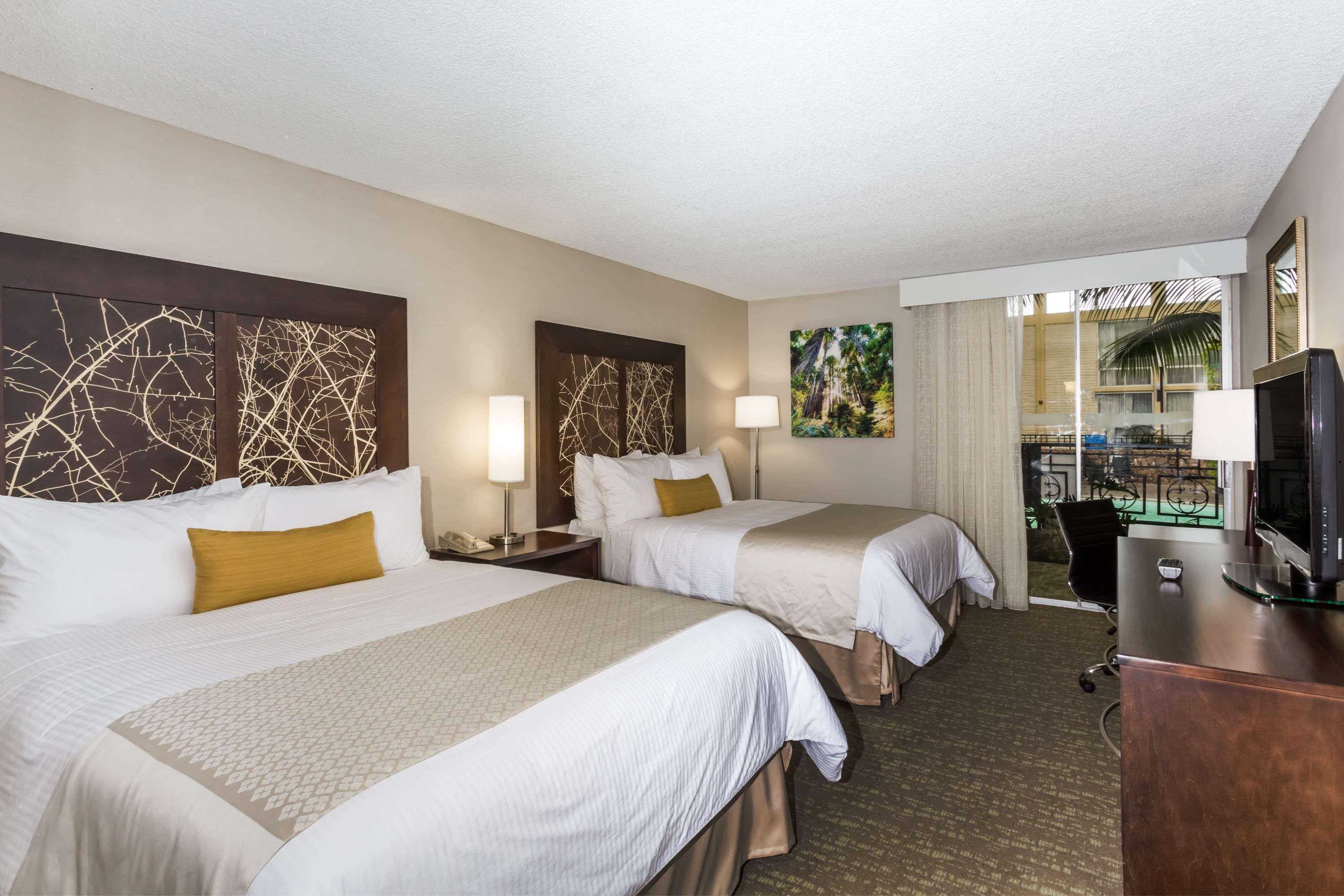 Wyndham Garden Yosemite Airport Hotel 3*