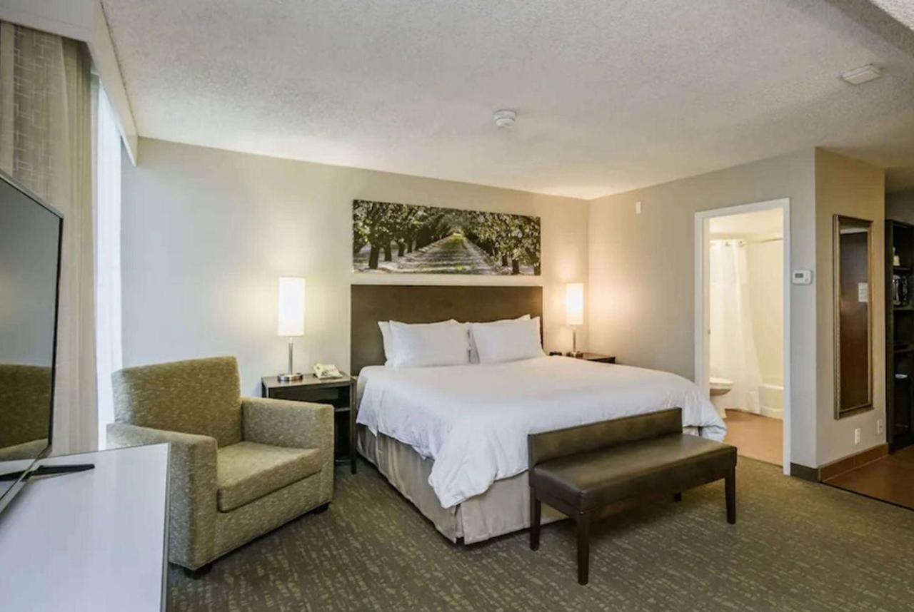 Wyndham Garden Yosemite Airport Hotel 3*