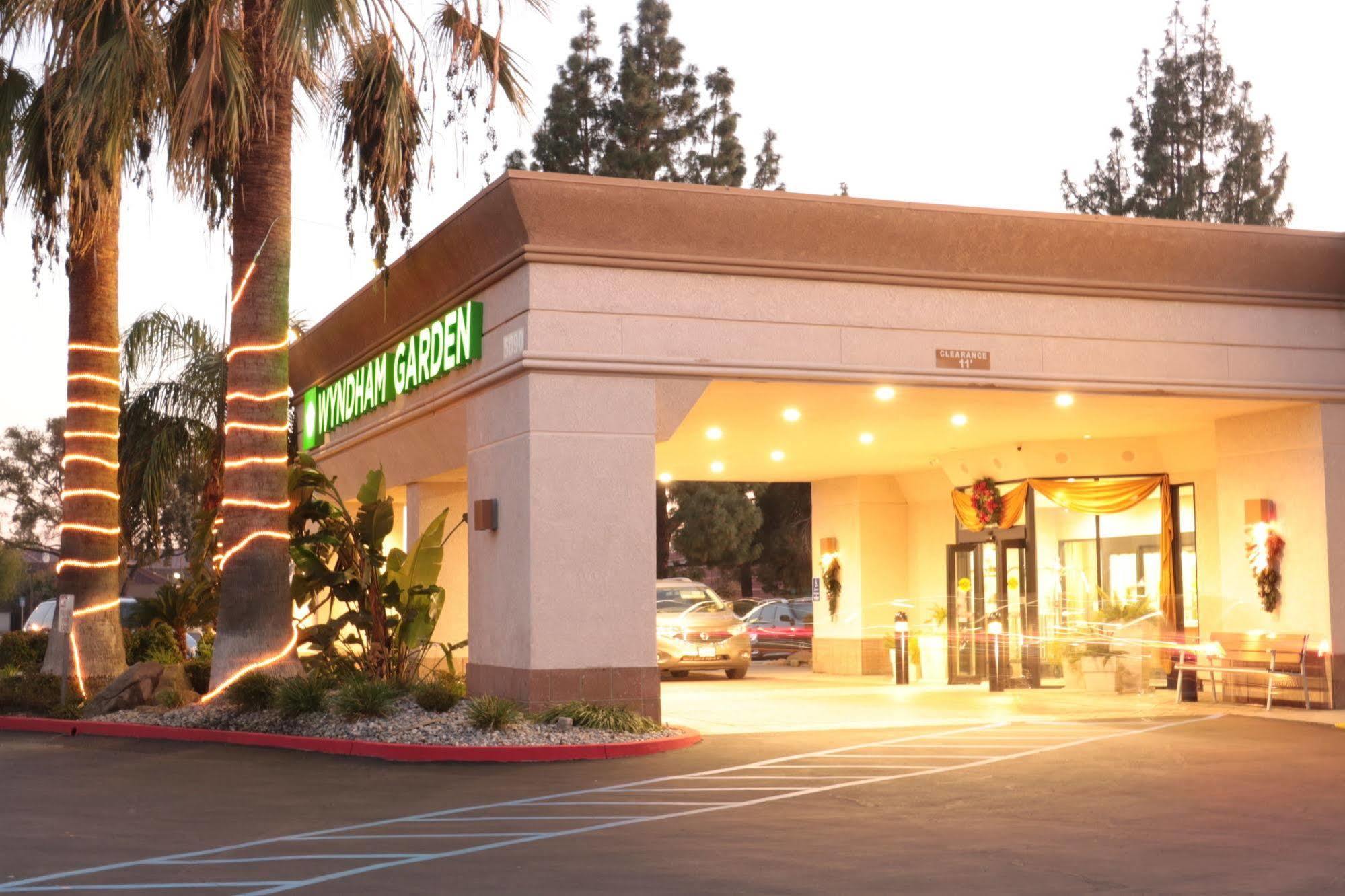 Hotel Wyndham Garden Yosemite Airport